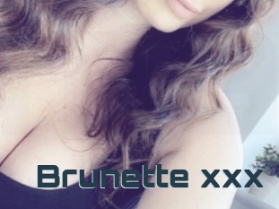 Brunette_xxx