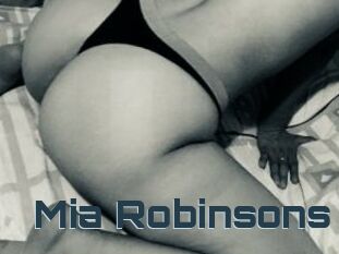 Mia_Robinsons