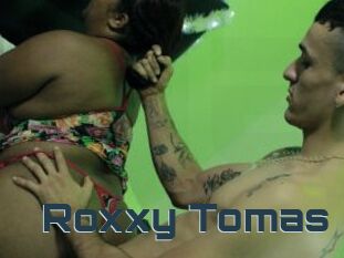 Roxxy_Tomas